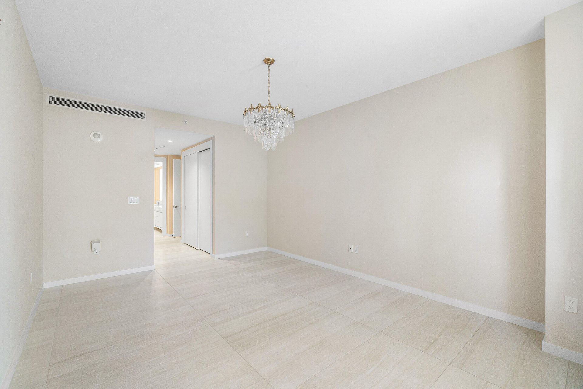 200 SE Mizner Boulevard, Unit 209, Boca Raton, FL 33432 Photo