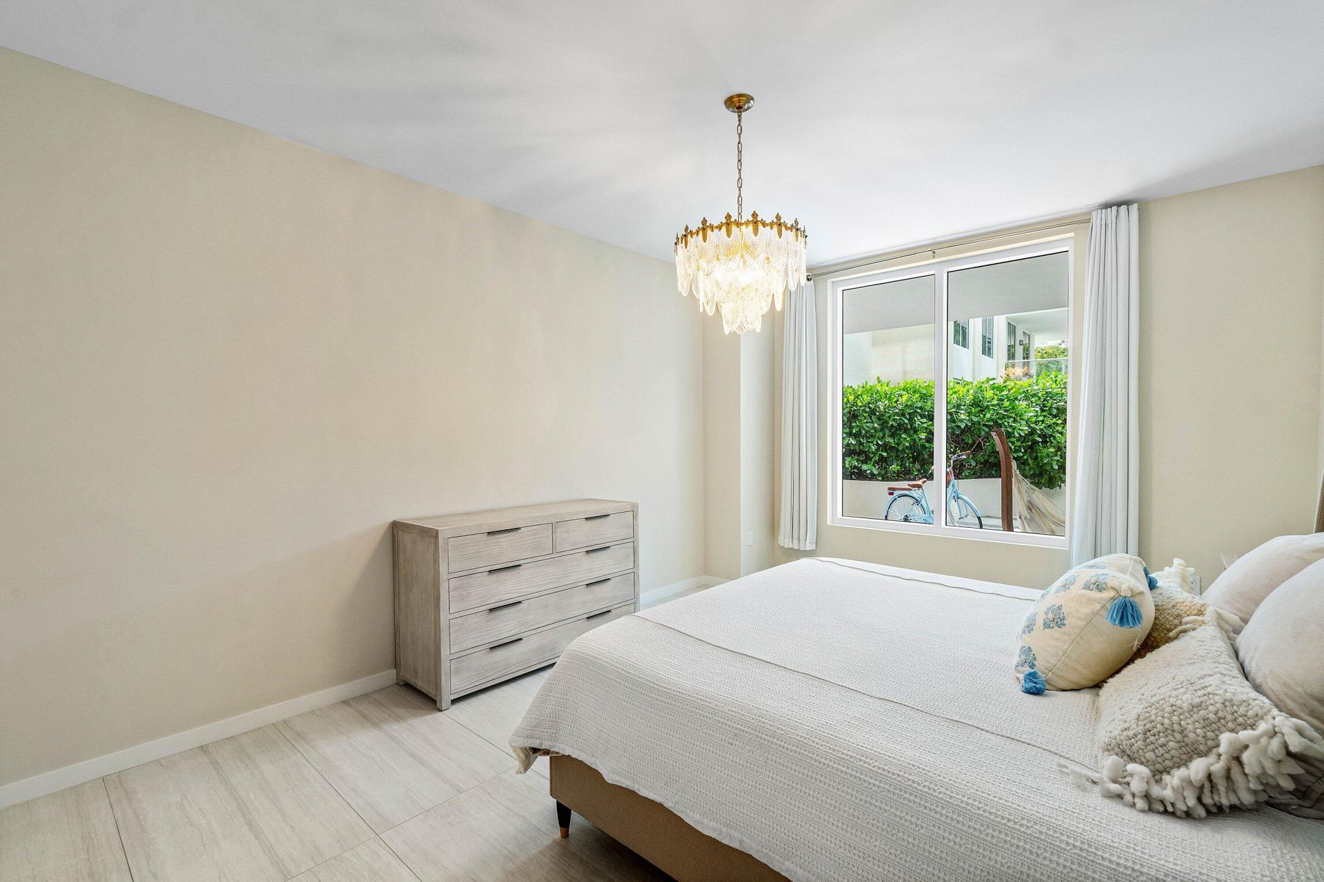 200 SE Mizner Boulevard, Unit 209, Boca Raton, FL 33432 Photo