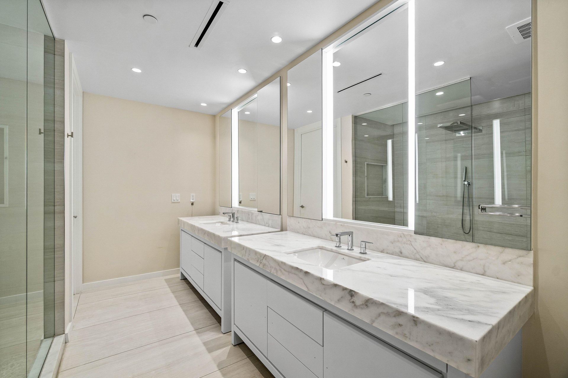 200 SE Mizner Boulevard, Unit 209, Boca Raton, FL 33432 Photo