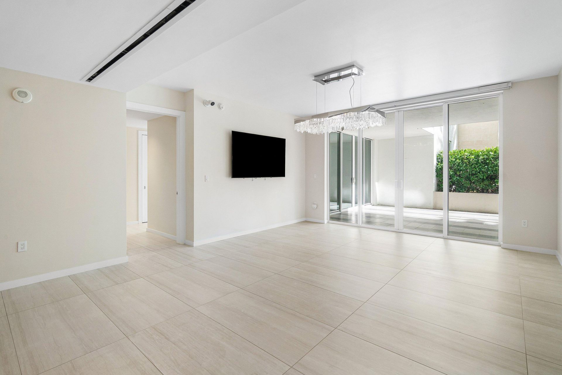 200 SE Mizner Boulevard, Unit 209, Boca Raton, FL 33432 Photo