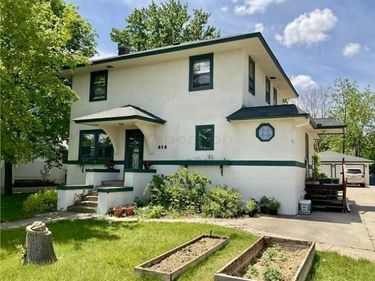 414 Elm Street S, Sauk Centre, MN 56378