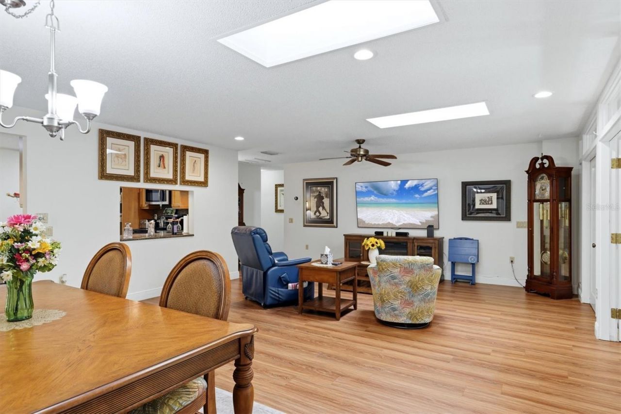 3351 Thornwood Road, Unit 3351, Sarasota, FL 34231 Photo