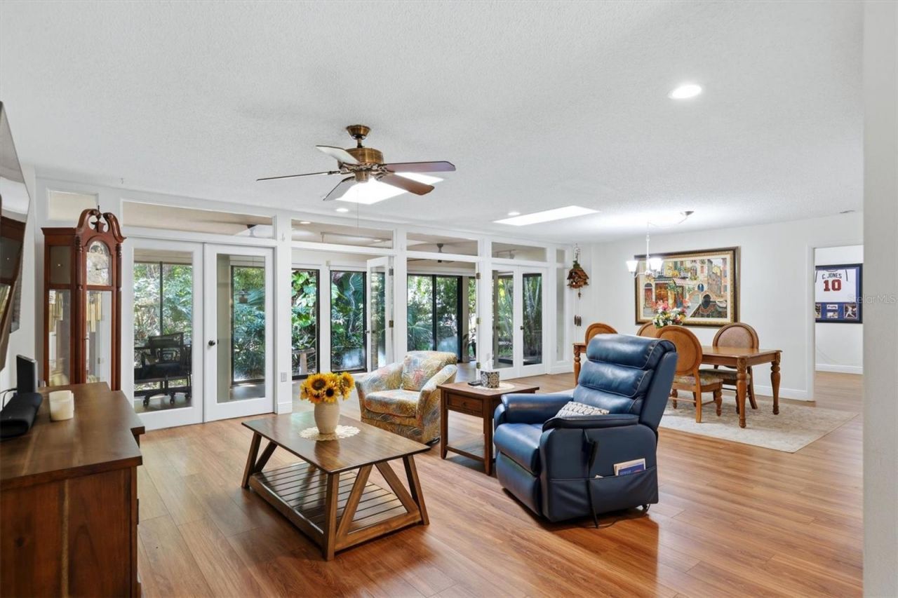 3351 Thornwood Road, Unit 3351, Sarasota, FL 34231 Photo
