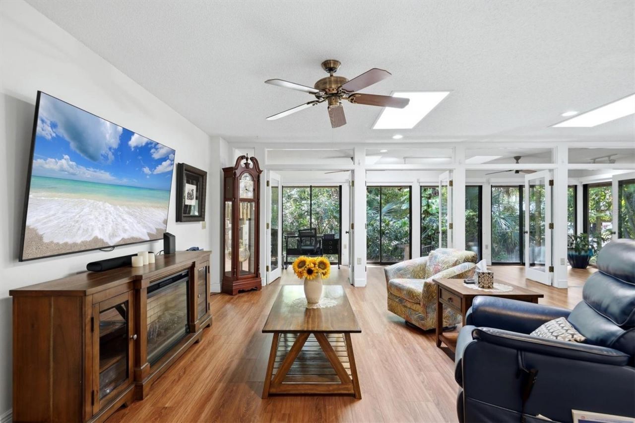 3351 Thornwood Road, Unit 3351, Sarasota, FL 34231 Photo