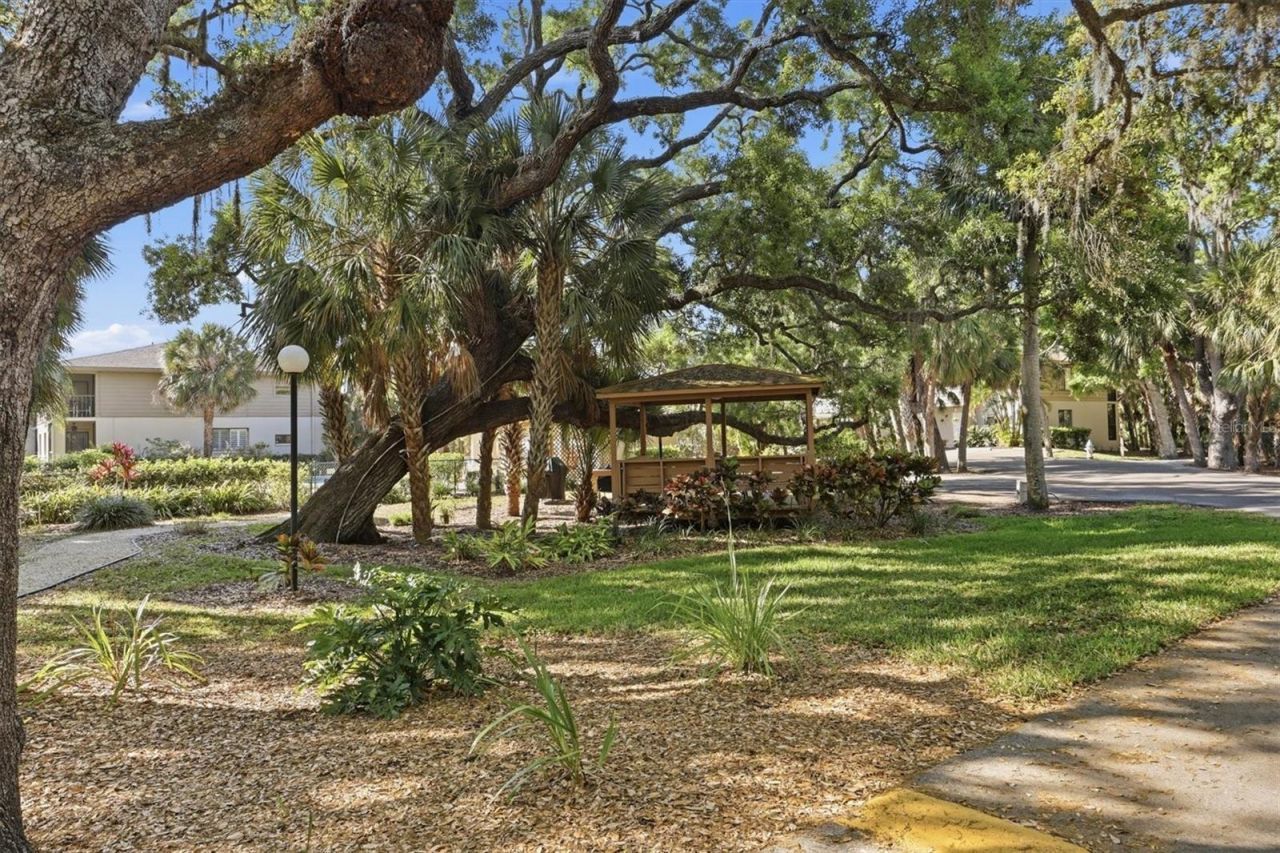 3351 Thornwood Road, Unit 3351, Sarasota, FL 34231 Photo
