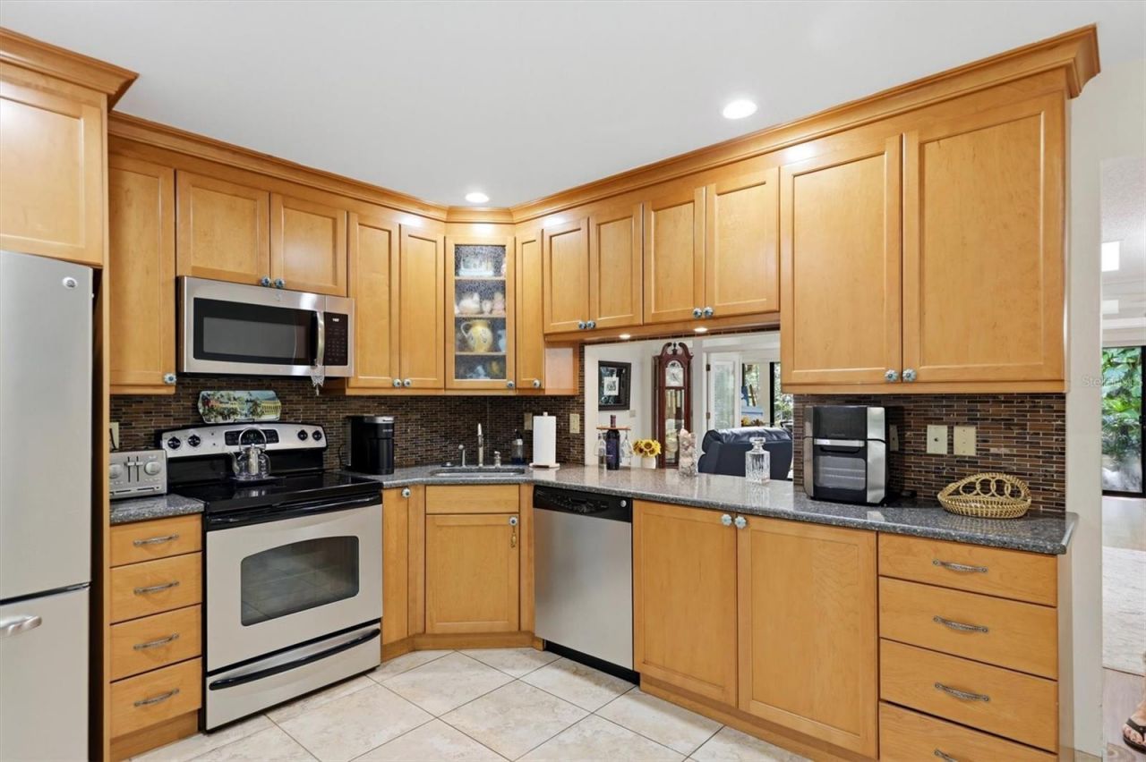 3351 Thornwood Road, Unit 3351, Sarasota, FL 34231 Photo