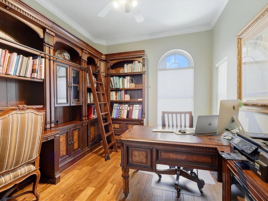 Property Image 42