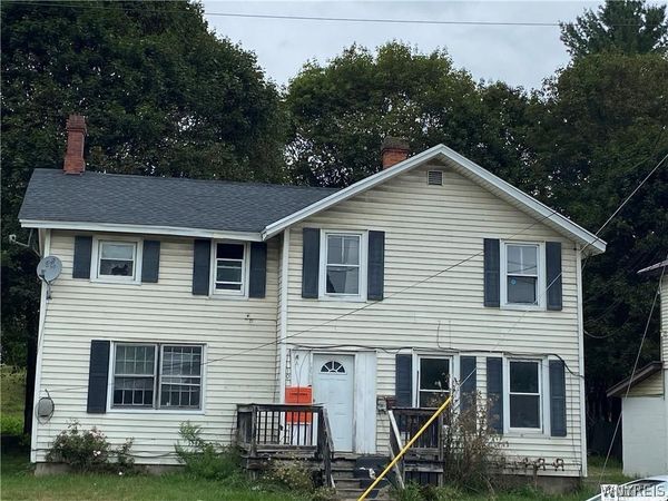 1061 E 2nd Street, Jamestown, NY 14701