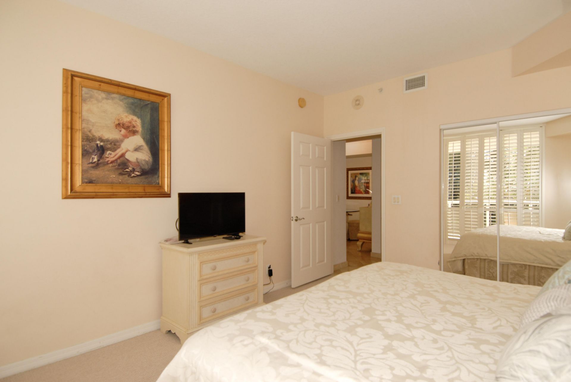 3200 N Ocean Boulevard, Unit 406, Fort Lauderdale, FL 33308 Photo