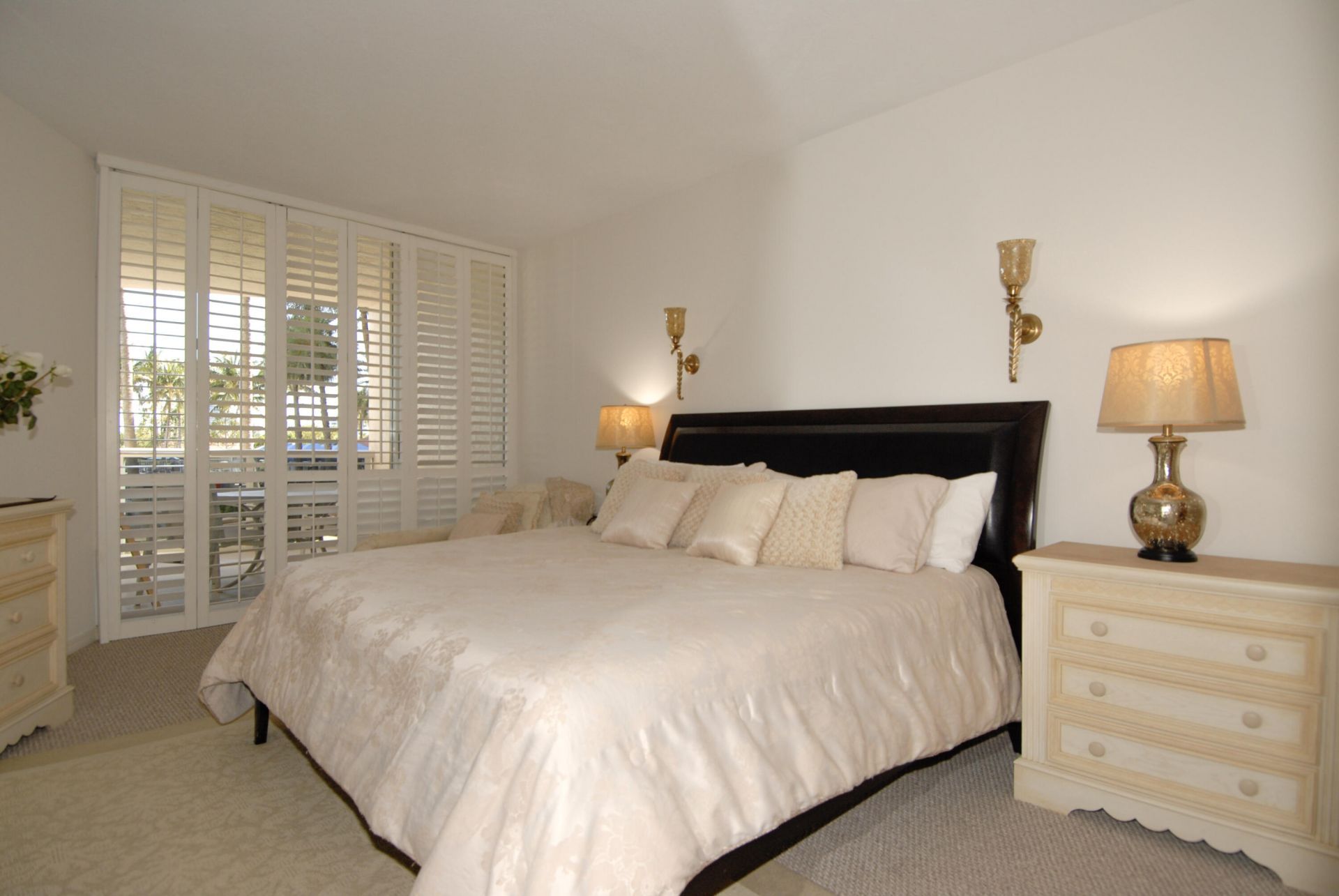 3200 N Ocean Boulevard, Unit 406, Fort Lauderdale, FL 33308 Photo