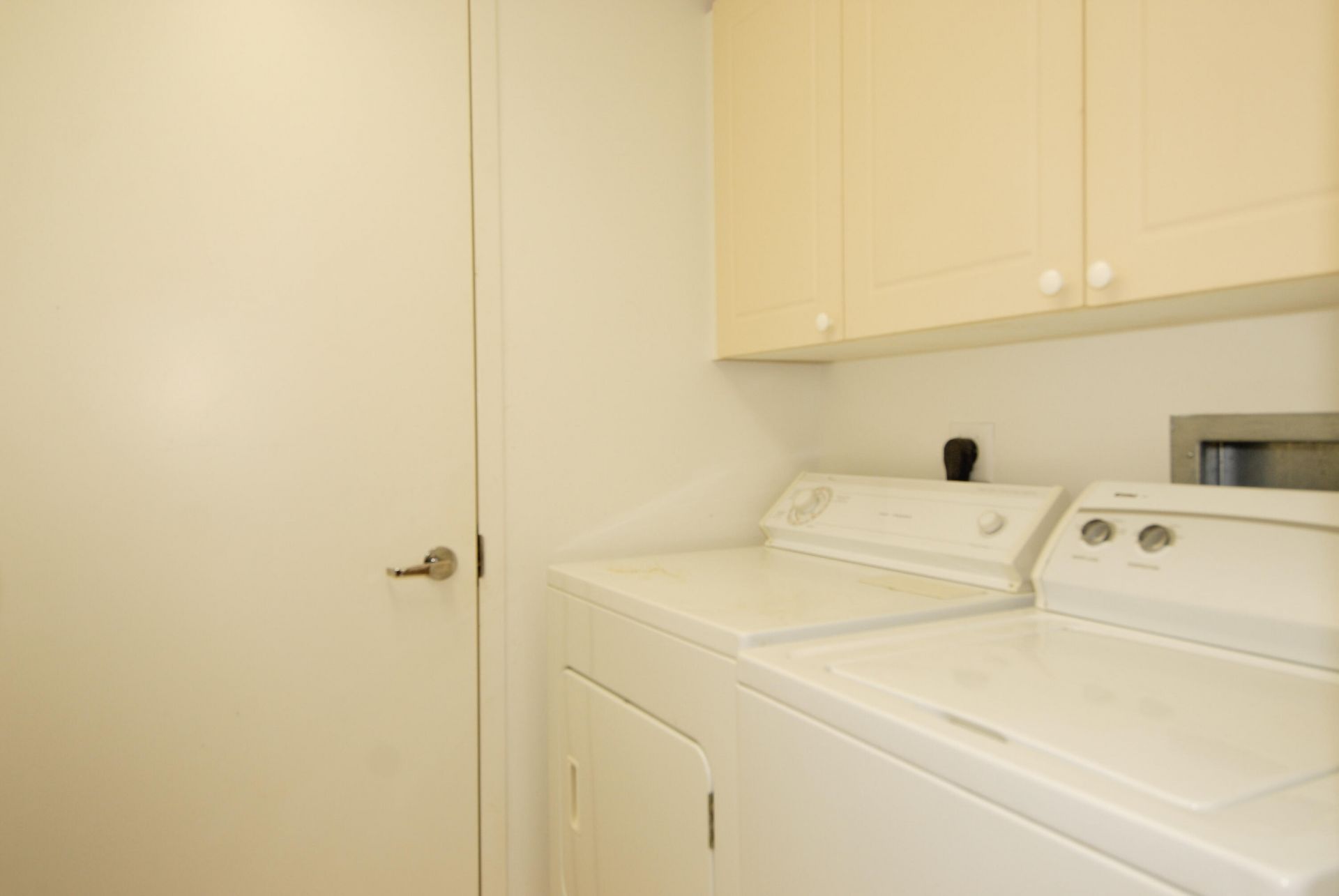 3200 N Ocean Boulevard, Unit 406, Fort Lauderdale, FL 33308 Photo