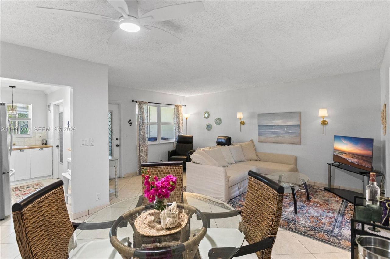 580 Egret Dr, Unit 111, Hallandale Beach, FL 33009 Photo