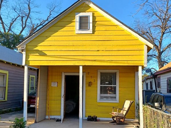 213 Pendleton Ave, San Antonio, TX 78204