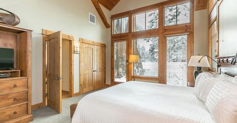 12202 Lookout Loop, Truckee, CA 96161 Photo