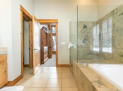 12202 Lookout Loop, Truckee, CA 96161 Photo