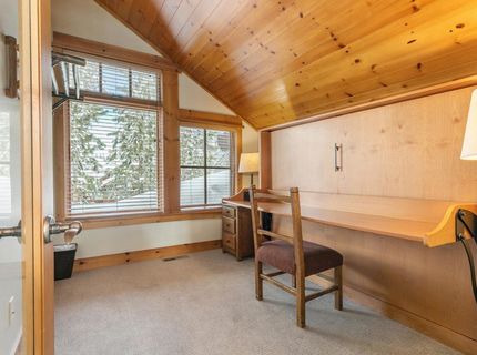 12202 Lookout Loop, Truckee, CA 96161 Photo