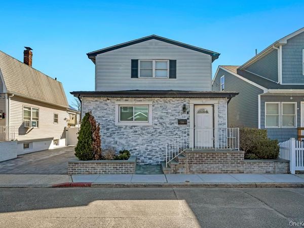 78 Claridge Avenue , Elmont, NY 11003