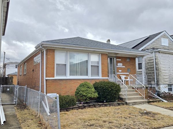 2025 N 72nd Court , Elmwood Park, IL 60707