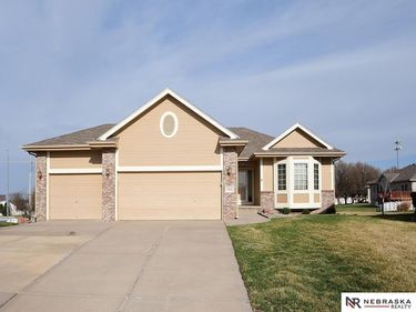 9522 Valley Road Circle , La Vista, NE 68128