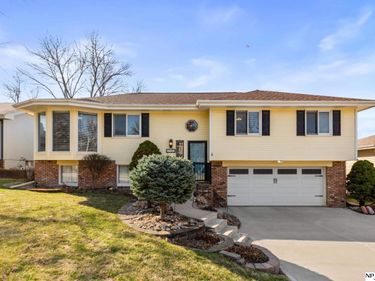 11123 Washington Street , Omaha, NE 68137