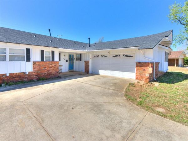 2909 N Viewpoint Drive, Midwest City, OK 73110