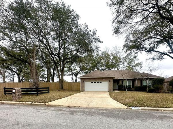 3336 Holt Circle, Pensacola, FL 32526