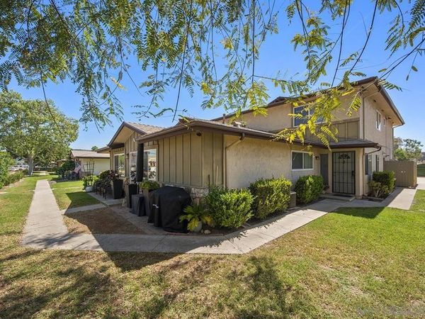 9837 Mission Gorge, Unit 3, Santee, CA 92071