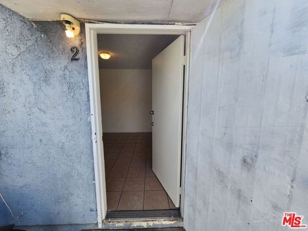 807 E Vernon Avenue, Unit 2, Los Angeles, CA 90011