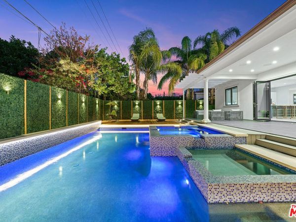 14817 Otsego Street, Sherman Oaks, CA 91403