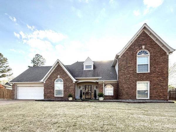 825 N WALNUT BEND RD, Memphis, TN 38018