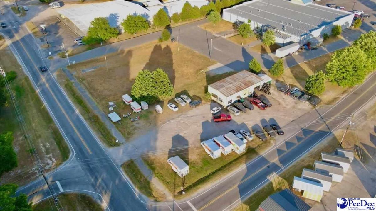 1109 W Market St Ext Photo 13