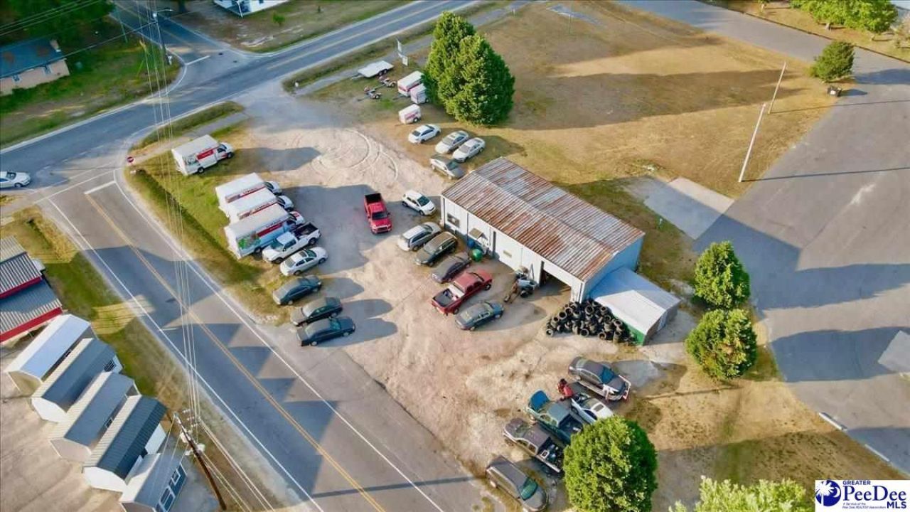 1109 W Market St Ext Photo 5