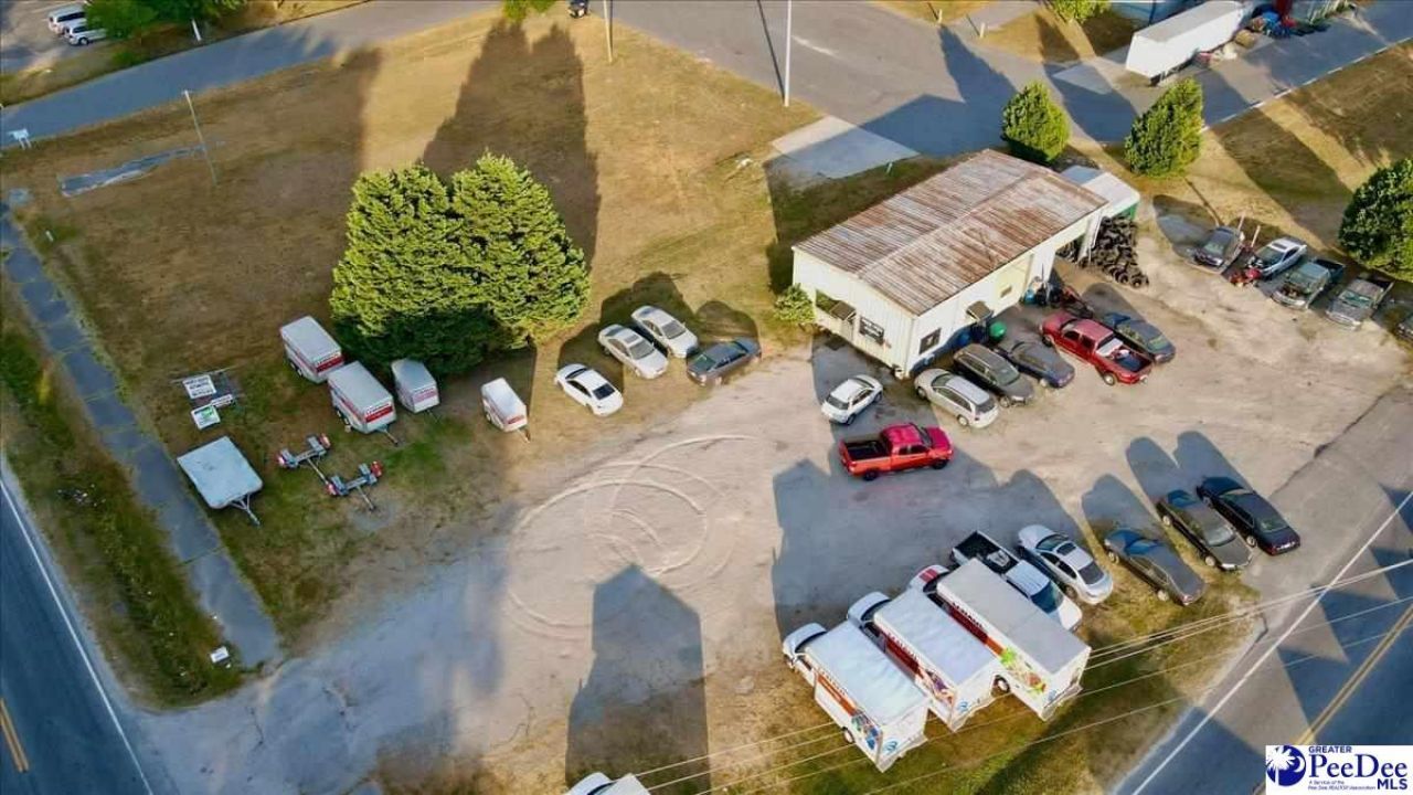 1109 W Market St Ext Photo 9