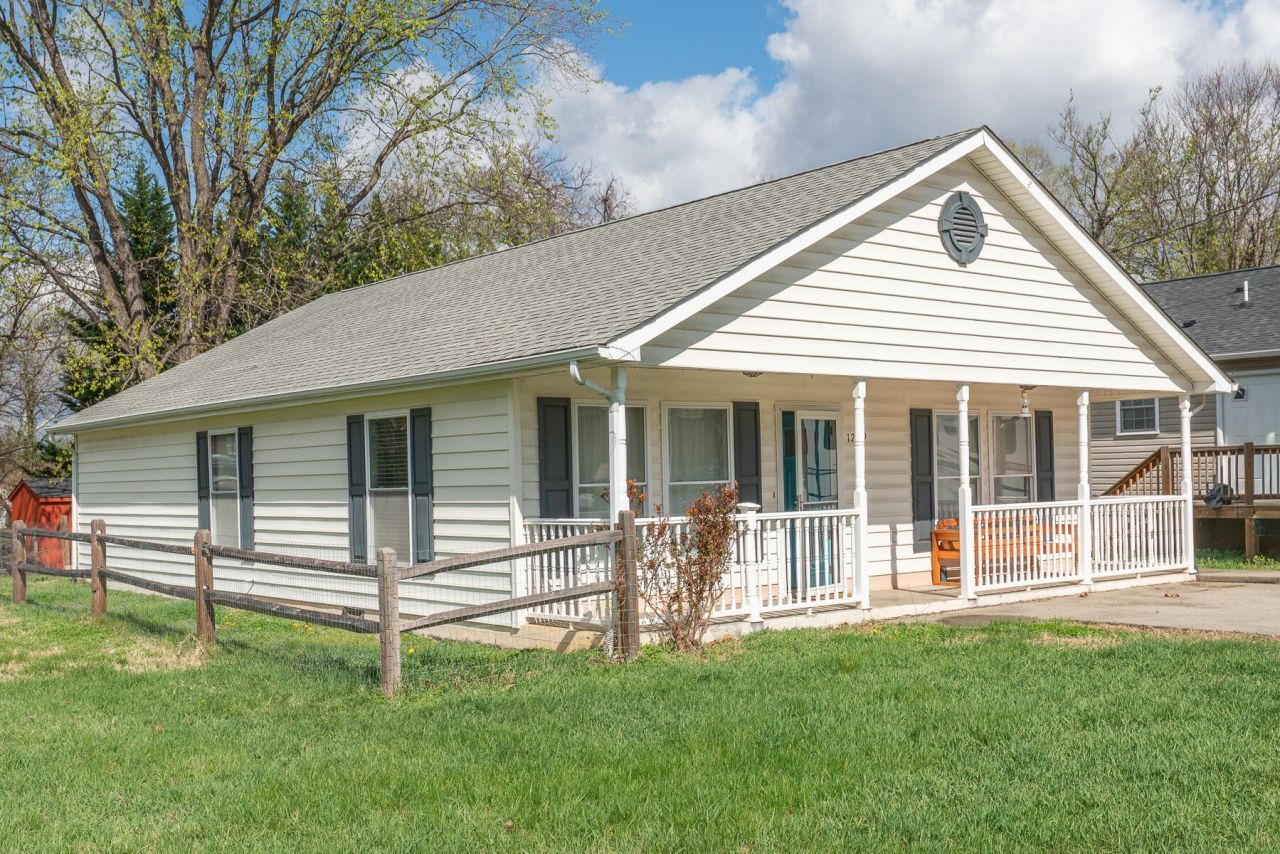 1729 Marvin St Se, Roanoke, VA 24014 Main Photo