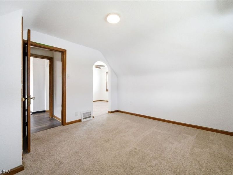 5918 Maplewood Road, Mayfield Heights, OH 44124 Photo 20