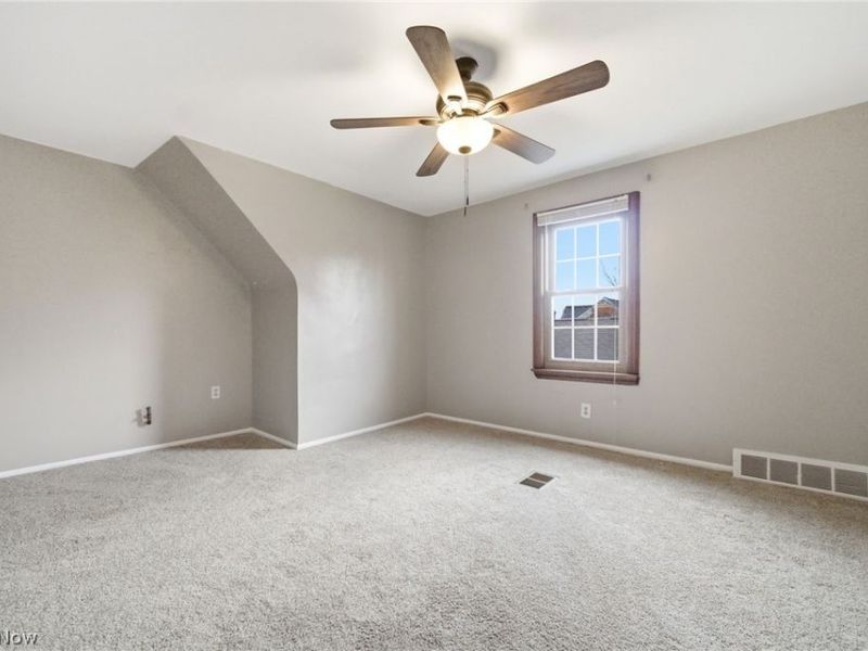 5918 Maplewood Road, Mayfield Heights, OH 44124 Photo 27