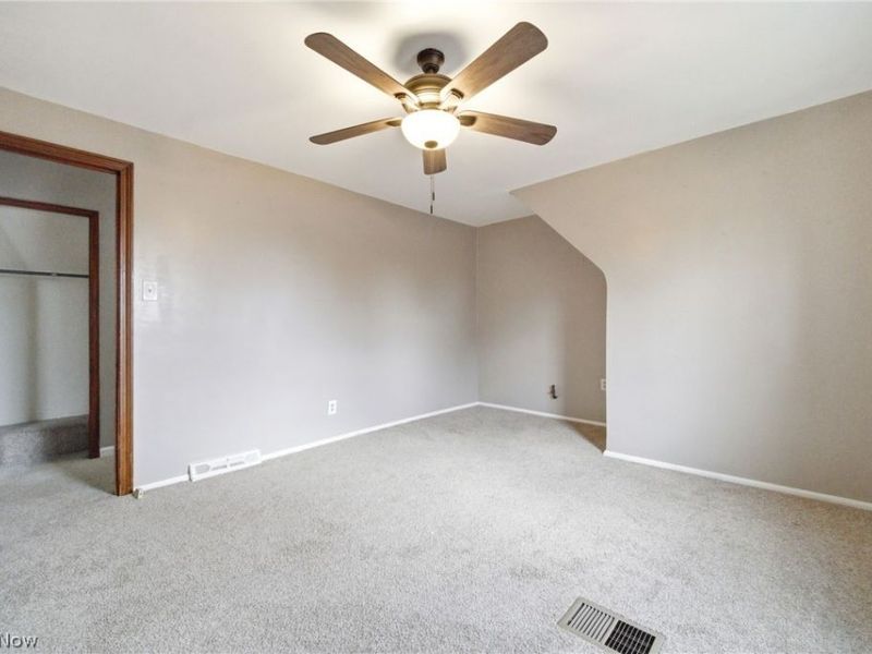 5918 Maplewood Road, Mayfield Heights, OH 44124 Photo 28