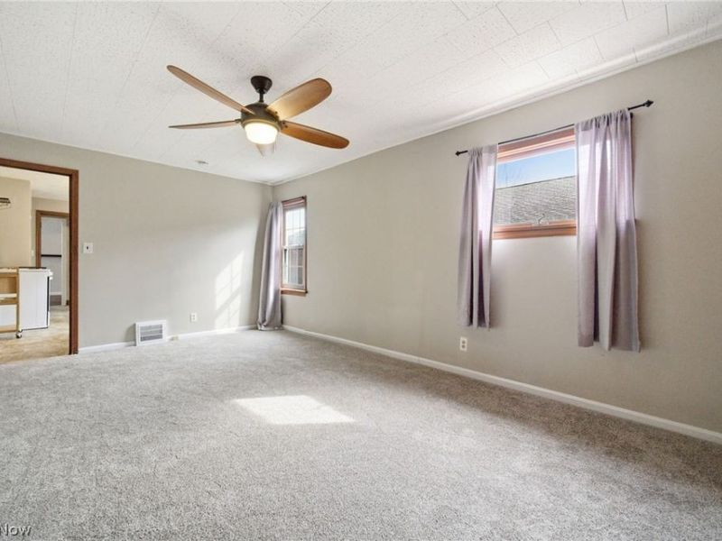 5918 Maplewood Road, Mayfield Heights, OH 44124 Photo 38