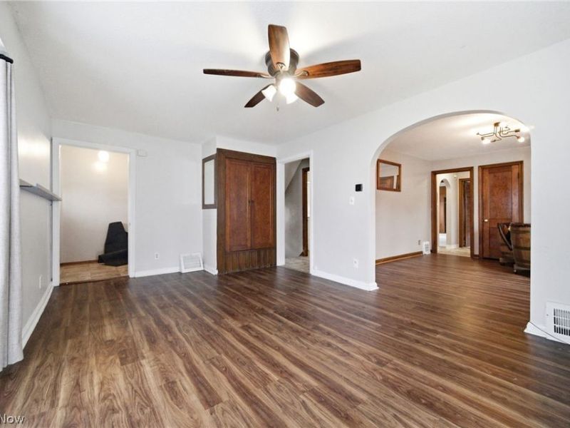 5918 Maplewood Road, Mayfield Heights, OH 44124 Photo 6