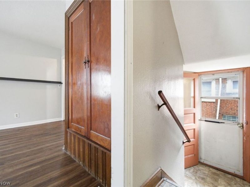 5918 Maplewood Road, Mayfield Heights, OH 44124 Photo 8