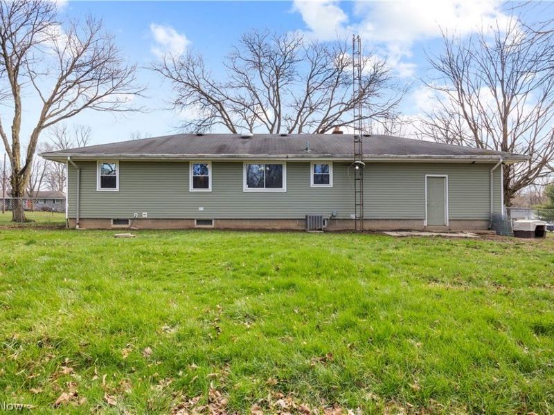 239 Habant Drive, Amherst, OH 44001 Photo 21