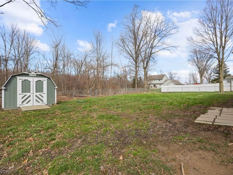 239 Habant Drive, Amherst, OH 44001 Photo 22