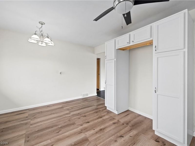 239 Habant Drive, Amherst, OH 44001 Photo 6