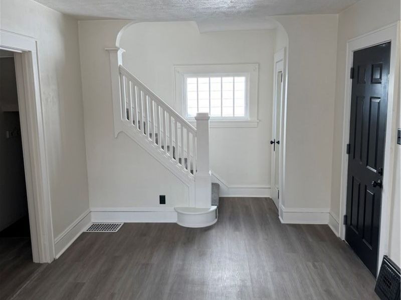 2458 East Avenue, Akron, OH 44314 Photo 7