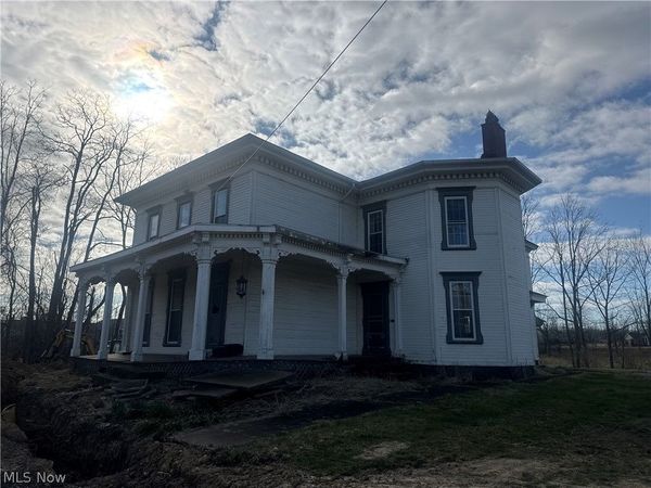 3495 Center Road, Poland, OH 44514