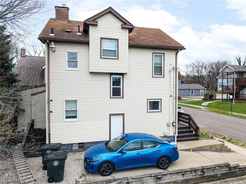 279 Cross Street, Akron, OH 44311 Photo 3