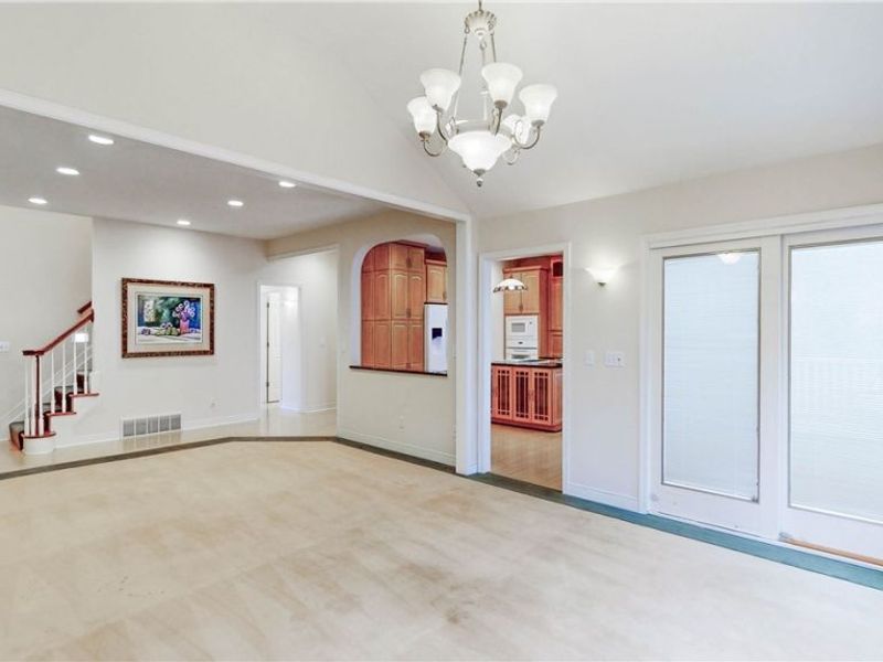 8096 Long Forest Drive, Brecksville, OH 44141 Photo 19