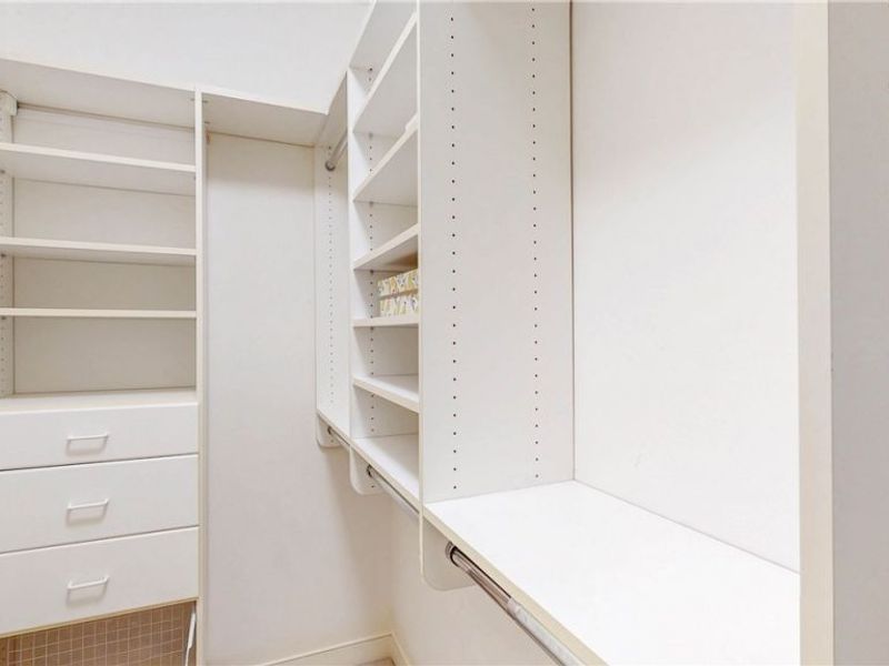 8096 Long Forest Drive, Brecksville, OH 44141 Photo 32