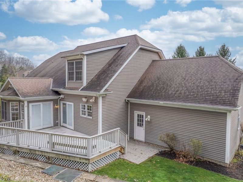 8096 Long Forest Drive, Brecksville, OH 44141 Photo 6