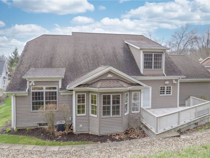 8096 Long Forest Drive, Brecksville, OH 44141 Photo 7